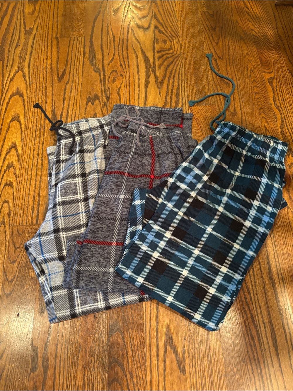 Cuddl Duds Mens Plaid Fleece Pajama Pants (3 pairs included)